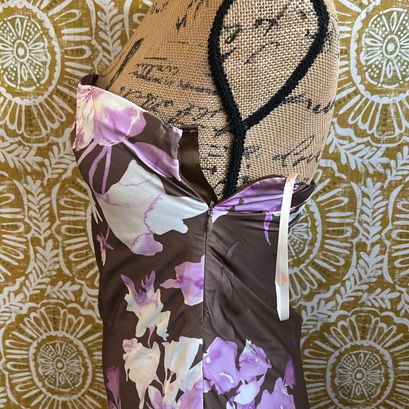 NWT Rococo Sand Stunning Satin Floral Strapless Maxi Dress Brown Pink FLAW Sz XS - Picture 2 of 16